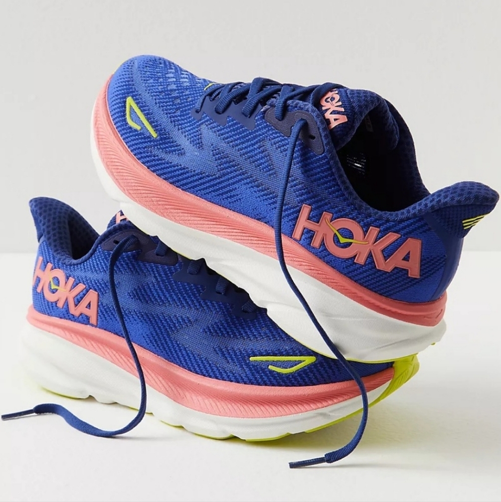 Hoka One Clifton 9 Evening Sky Coral Sneakers
